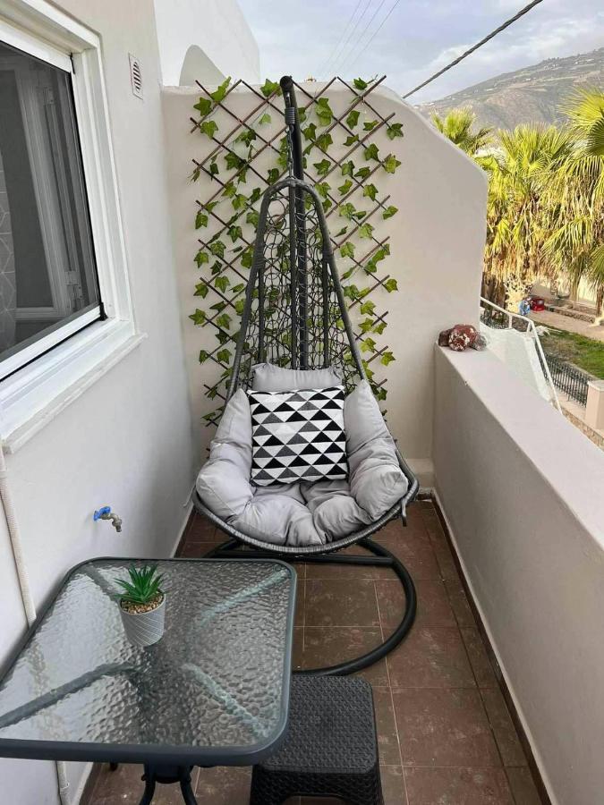 Beach Apartment Edem First Floor Perivolos  Buitenkant foto