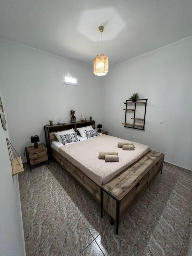 Beach Apartment Edem First Floor Perivolos  Buitenkant foto